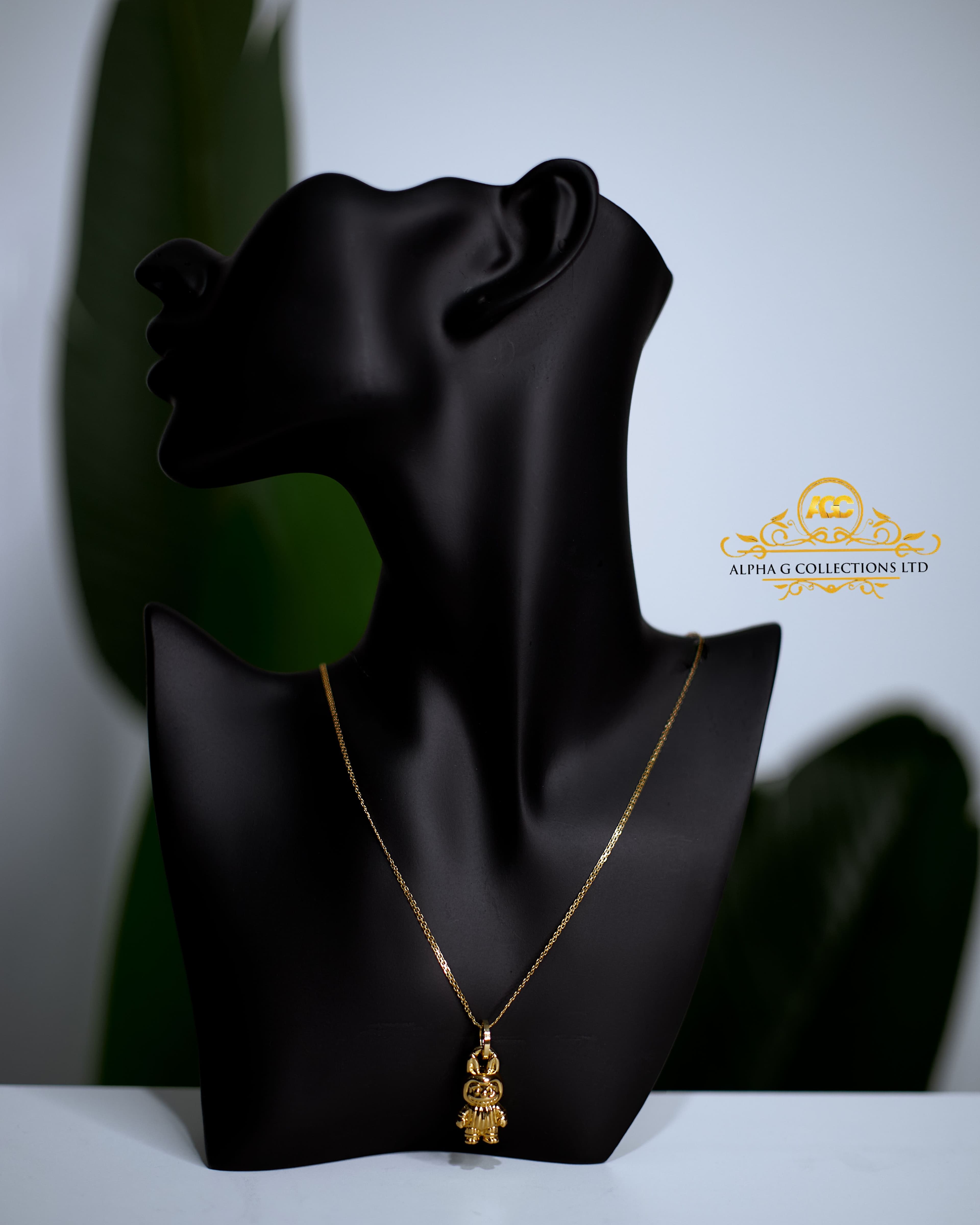 18K GOLD - NECKLACE & LABUBU PENDANT - 3.6g