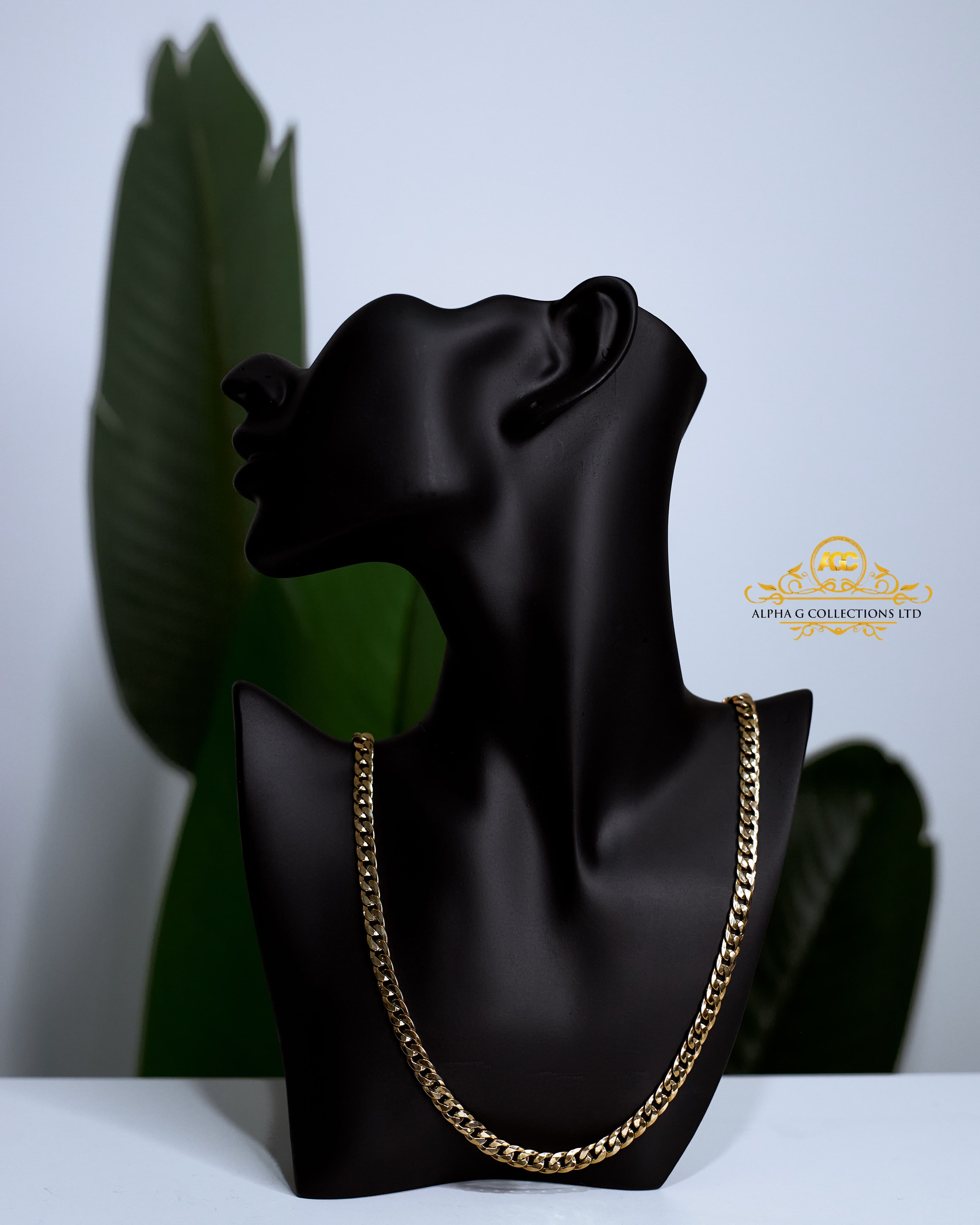 18K GOLD - CUBAN NECKLACE - 17.7g